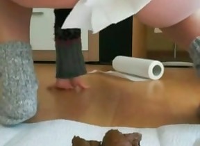 faeces colour videos